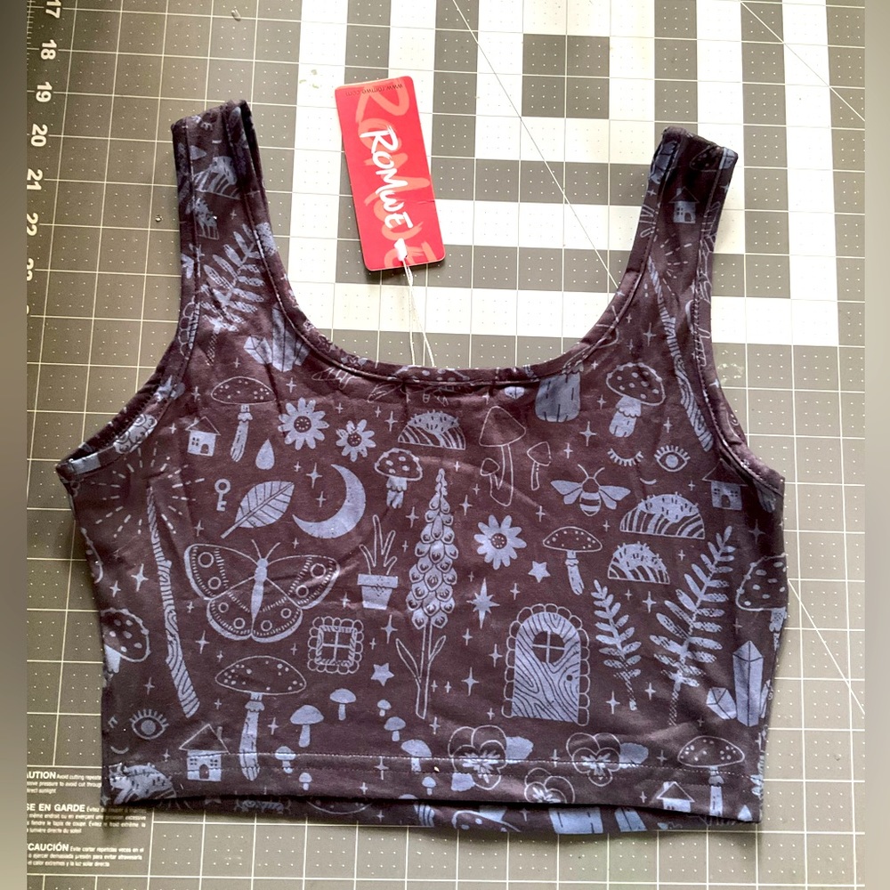 Mushrooms crop top